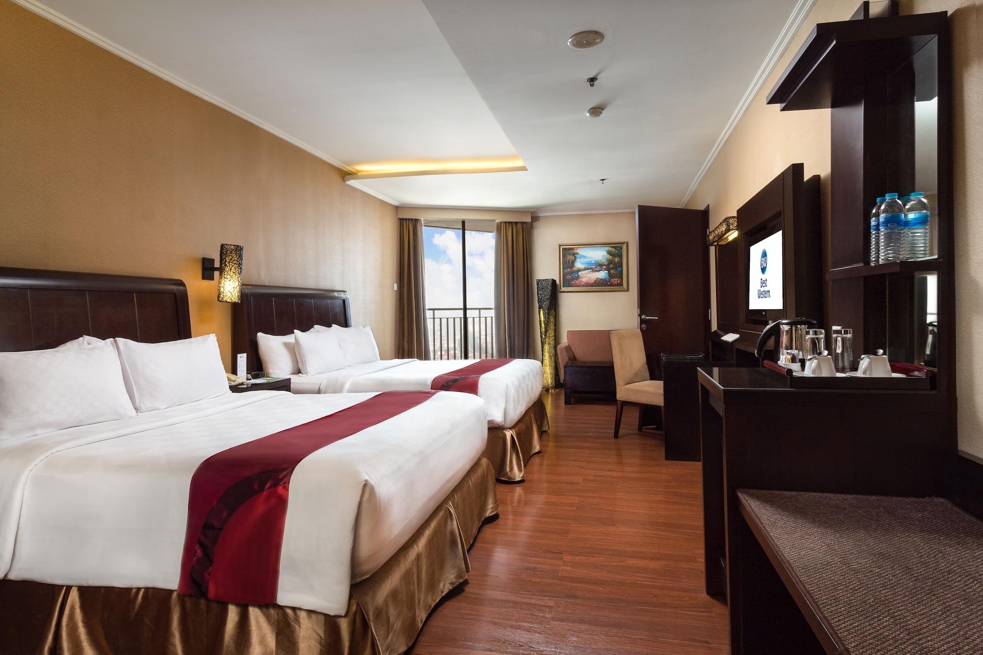 Best Western Mangga Dua Hotel & Residence Jakarta Exterior foto