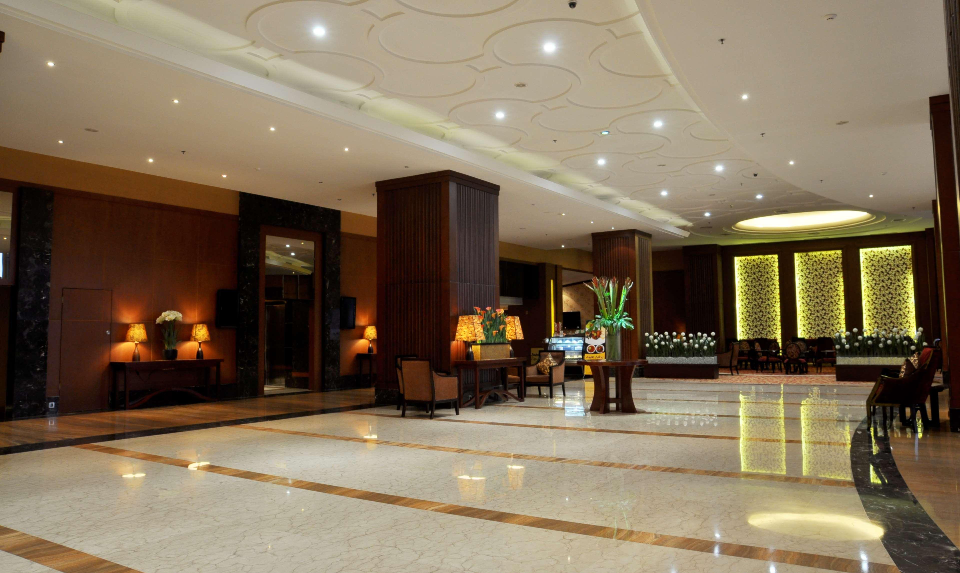 Best Western Mangga Dua Hotel & Residence Jakarta Exterior foto