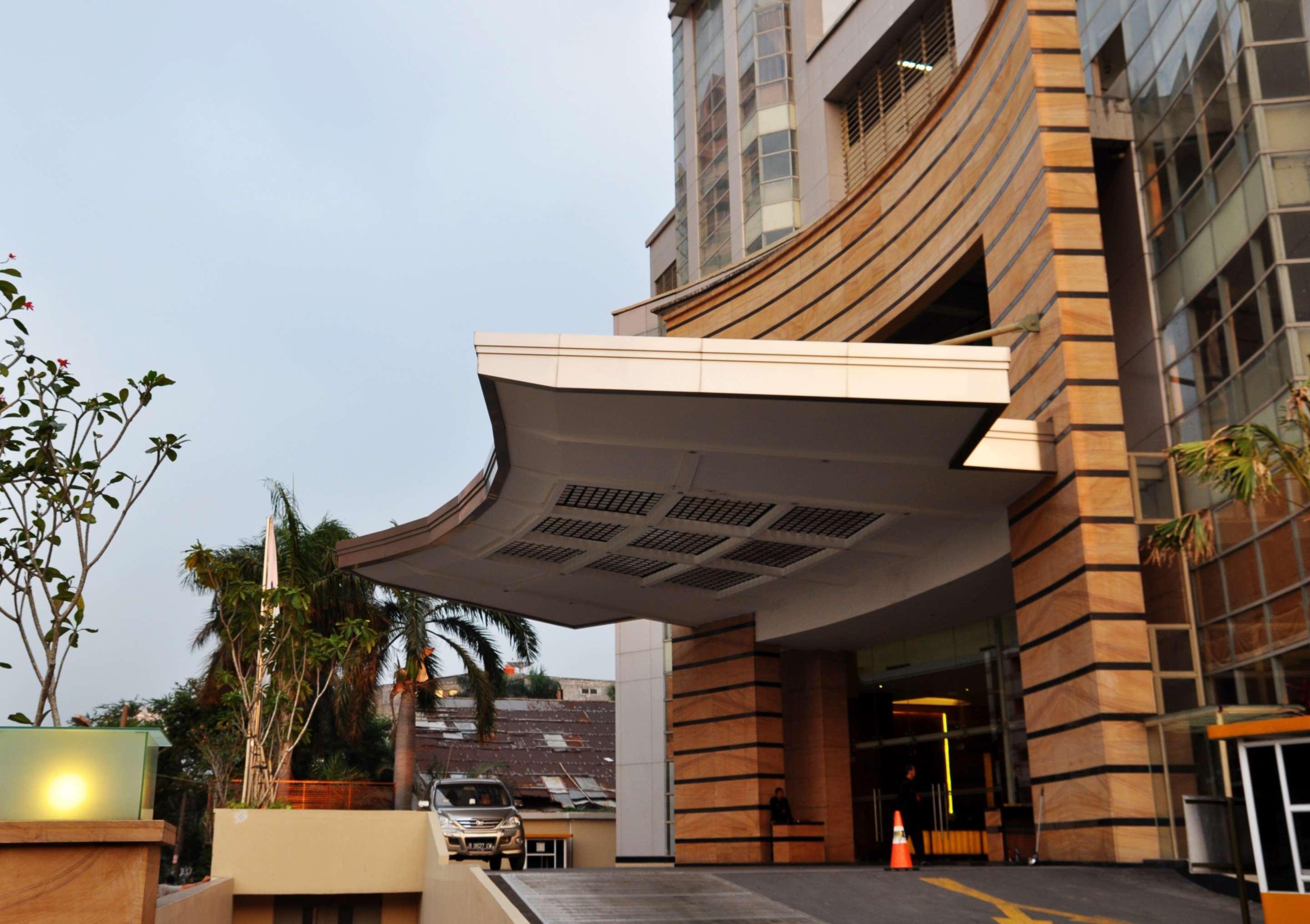 Best Western Mangga Dua Hotel & Residence Jakarta Exterior foto