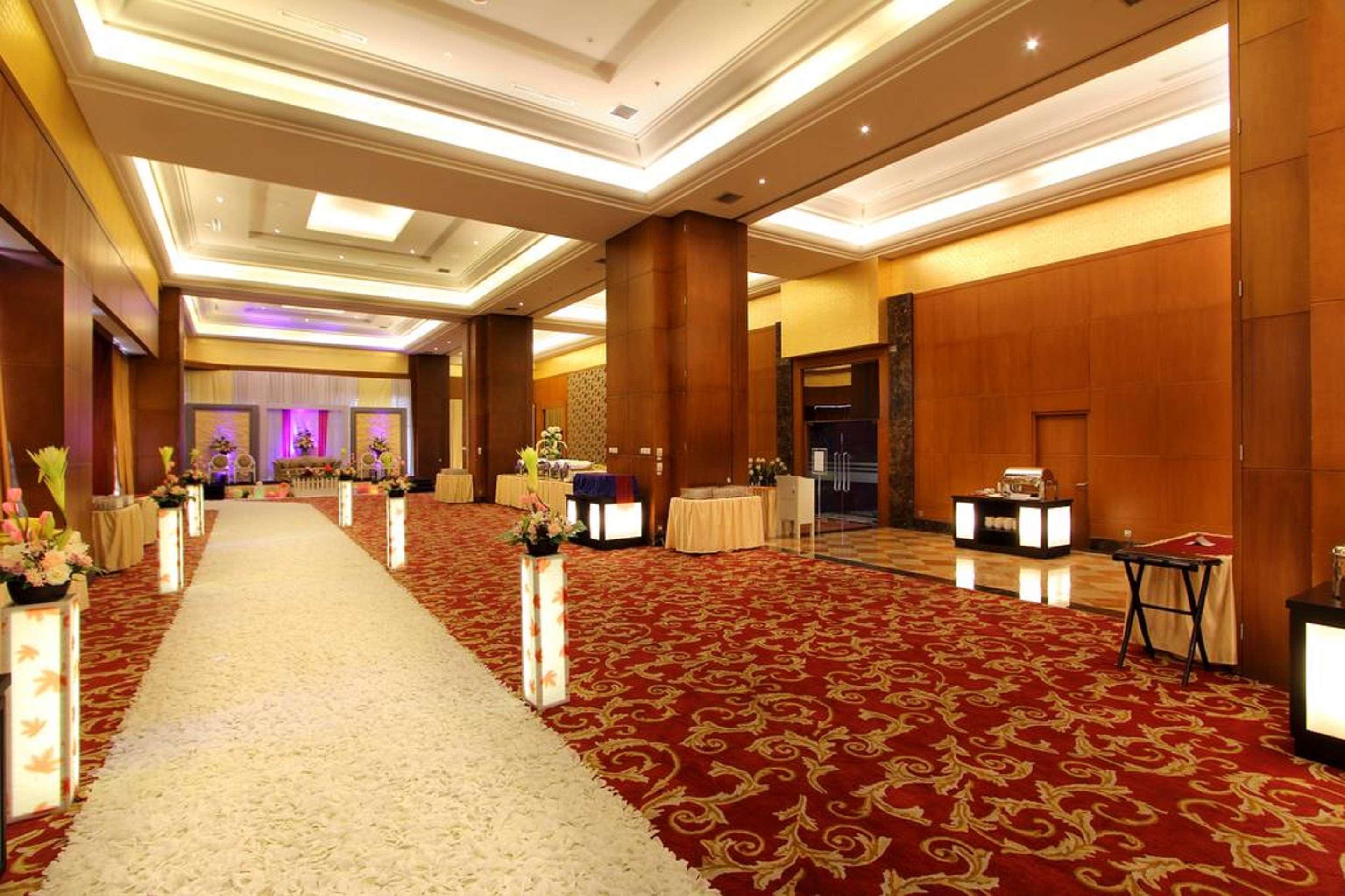 Best Western Mangga Dua Hotel & Residence Jakarta Exterior foto