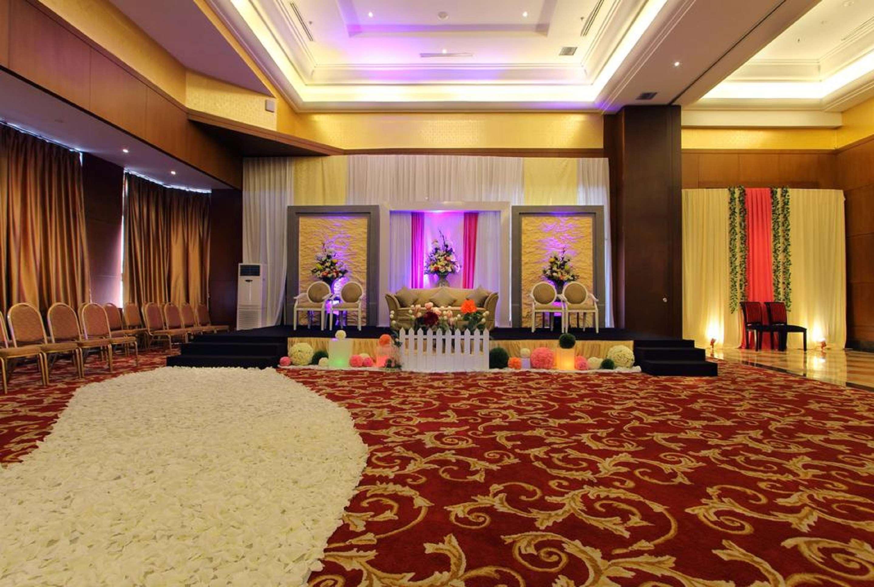 Best Western Mangga Dua Hotel & Residence Jakarta Exterior foto