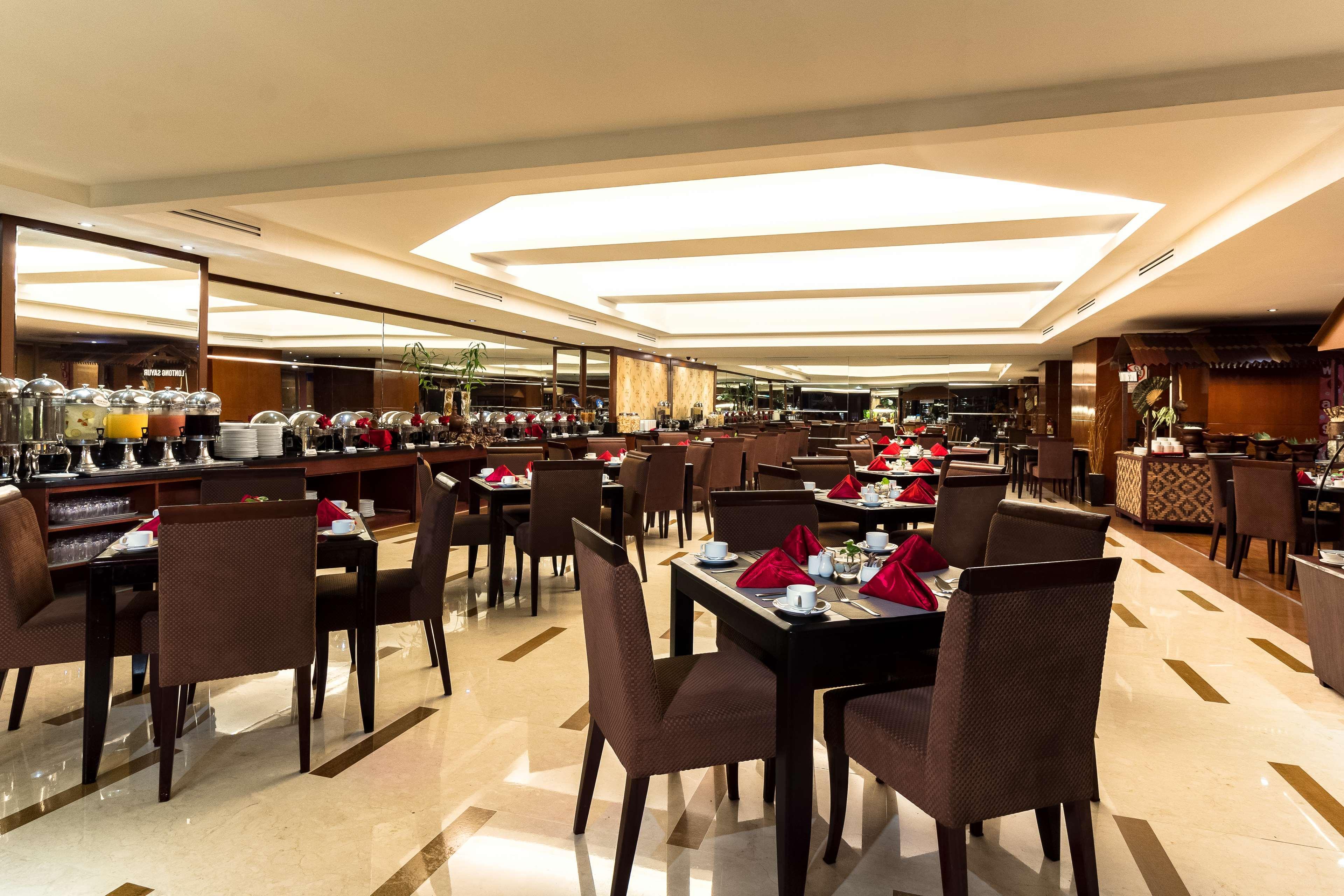 Best Western Mangga Dua Hotel & Residence Jakarta Exterior foto