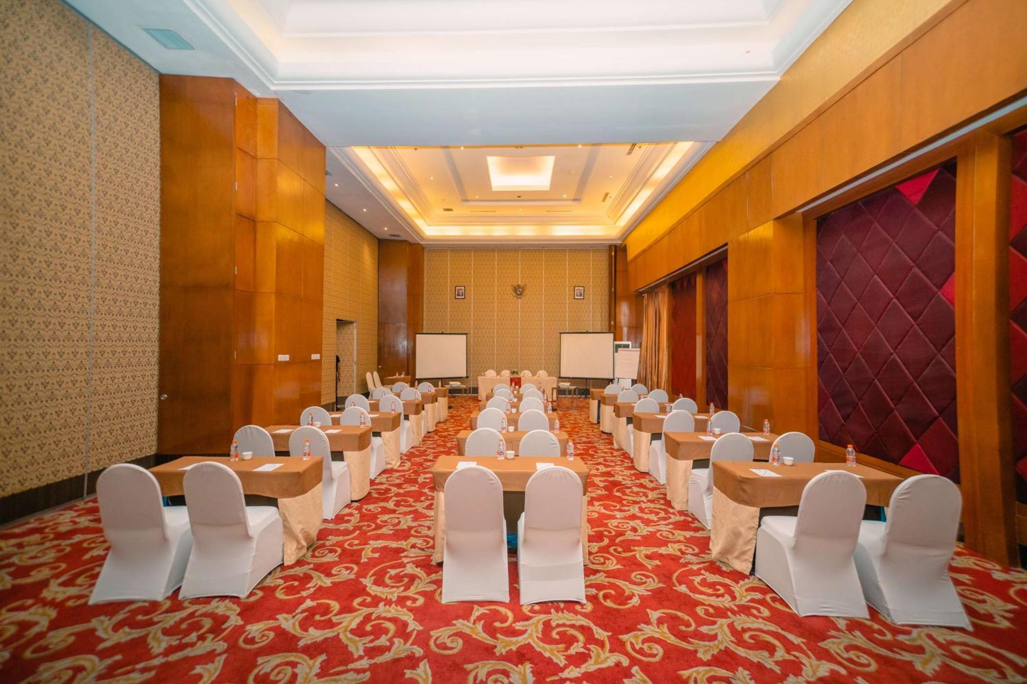 Best Western Mangga Dua Hotel & Residence Jakarta Exterior foto