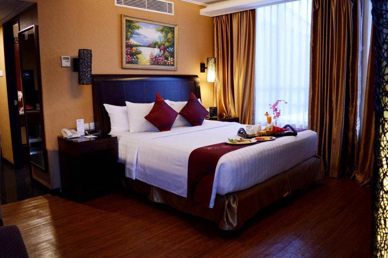 Best Western Mangga Dua Hotel & Residence Jakarta Exterior foto
